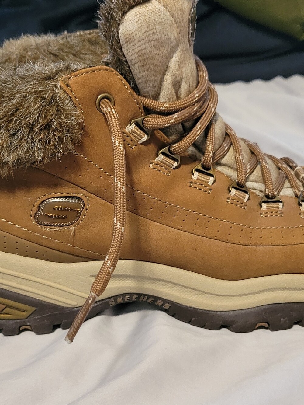 Skechers Women's Tan Brown Faux-Fur Collar Lace-Up Boot
